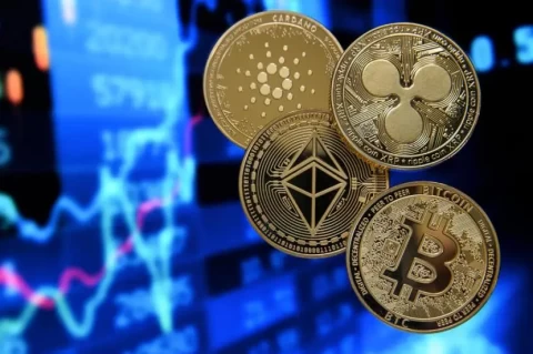 Koreksi Pasar Kripto: Tekanan Paus di Bitcoin & Ethereum
