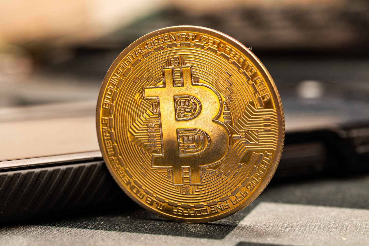 Bitcoin Tembus Rekor Baru di Atas USD 126.000